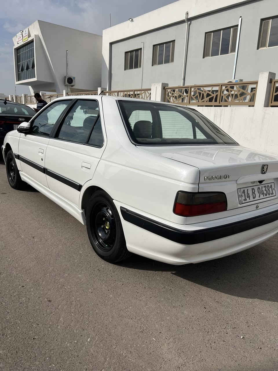 ‏سلام عليكم بيجو  باص موديل 2024 كفالة عامة تحويل ثاني يوم عنواني البصرة القبلة السعر  85وبيها مجال مجال وشراي يتصل ***********
