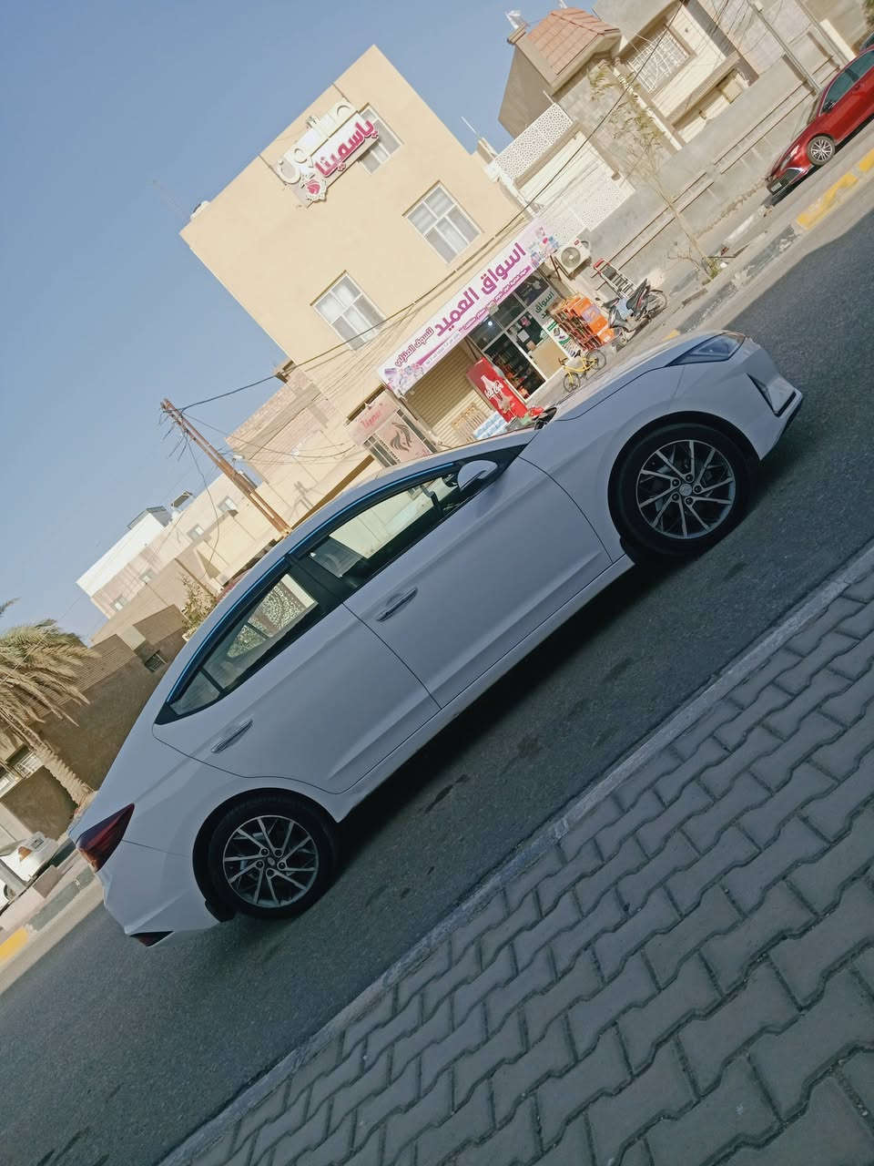 السلام عليكم النترا للبيع موديل 2019 وارد خليجي كفاله عن الضربه والتبديل والصبغ كفاله عامه مكينه ما مفتوحه دوش حجم الماكينه 2000 مواصفات بصمه قطعتين تبريد تحكم ستيرن حساسات خلف امامي شاشه فتحه حداديه تخم تاير تبريد ثلج العنوان كربلاء السعر.    157.  بيها مجال رقم.     ***********     الهاتف
