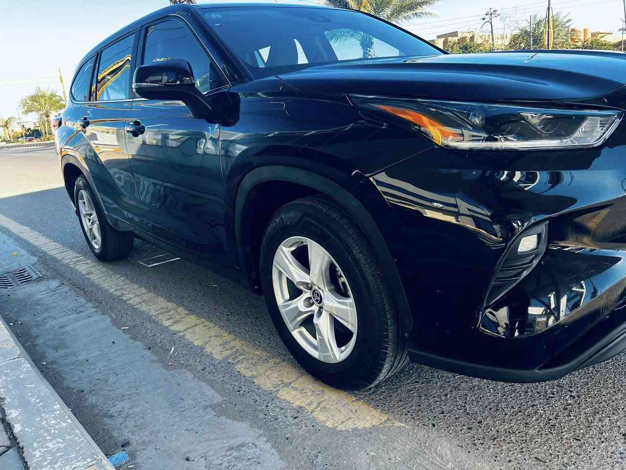$$27,750
TOYOTA HIGHLANDER 2023
تويوتا هايلندر  ٢٠٢٣ هايبرد
رقم بغداد

مواصفات LE:-
داخل لونين
شاشة كبيرة
الكاميرة الخلفية
بصمة ابواب 
بصمة تشغيل
هاند بريك بصمة
اوتو هولد
ثلاث وظعيات قيادة
تحكم ستيرن
إنارة امامية LED+زينون
إنارة الخلفية LED
صندوق كهربائي
تبريد ٣ قطع 
٧ راكب
كرسي سايق كهربائيه
رادار جانبي
نقطه عمياء 
هايبرد 2500 محرك 4 سلندر 
50,000 مايل ماشية

سياره بدون ايرباك
بيها قطعه وحده بنيد فقط
رقم شاصي بالصور
🛑سعر السيارة 27,750$  بيها مجال بسيط

 
***********
