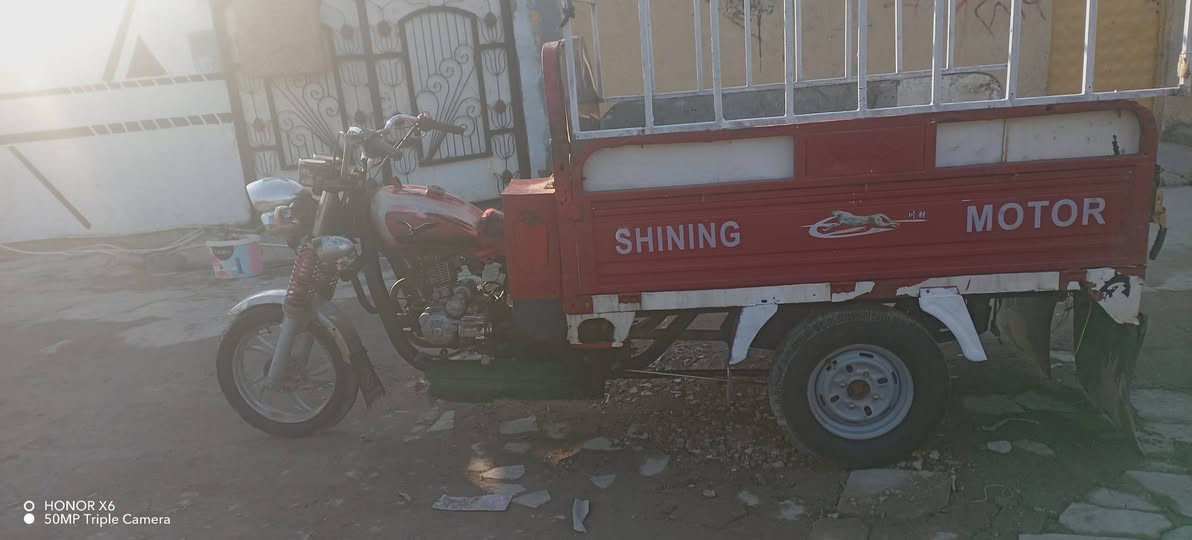 السلام عليكم ستوته للبيع 2018 شاشه شارع محرك شارع منافيس ستوته جاهزه ضخم تايه سعر 750ليعني قفل***********
