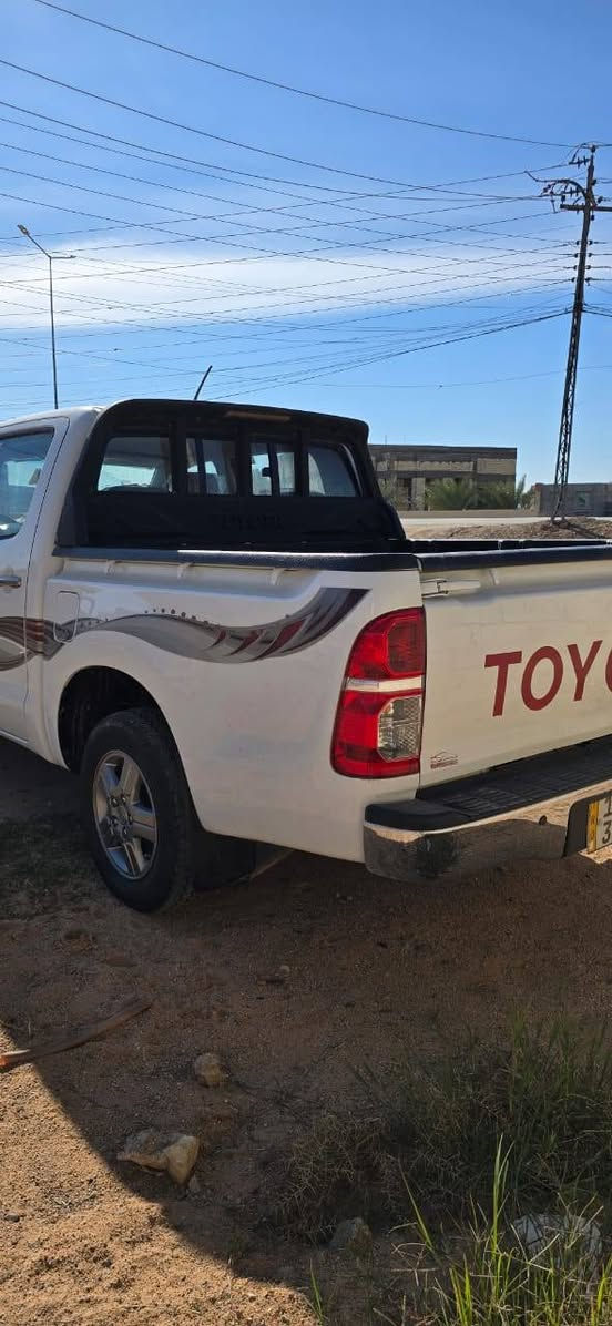 تويوتا بيكم موديل ٢٠١٣ كويتي كير عادي شاصي ١٩ رقم انبار جديد مكفوله شويه صبغ اباب البدي محرك بدون تنقيص ولاتبخير السعر ١٨٧ بي مجال..مكانها..الرمادي...للاستفسار ***********
