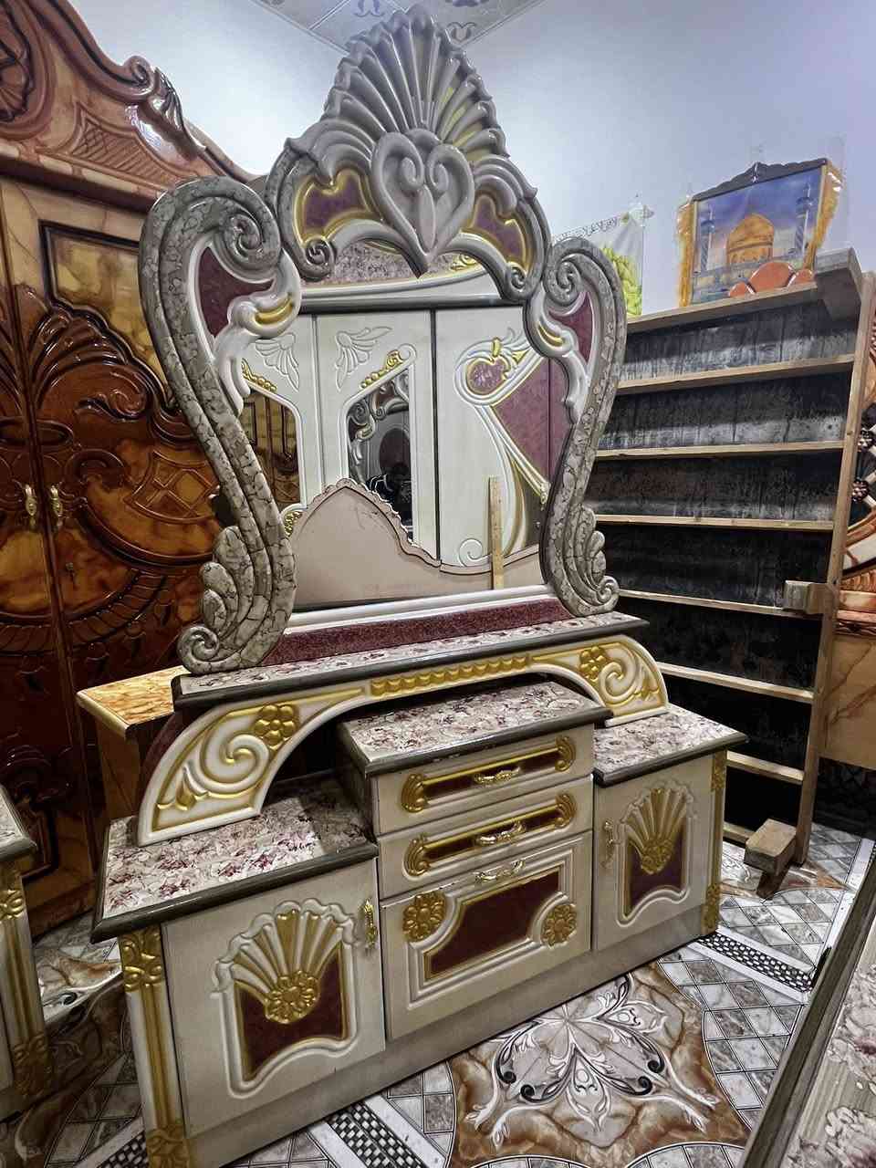 غرفه نجاره ام السته جديده باكيت استخدام قليل سعر 850 عنوان سوك الشيوخ حي العسكري رقم ***********@إشارة
