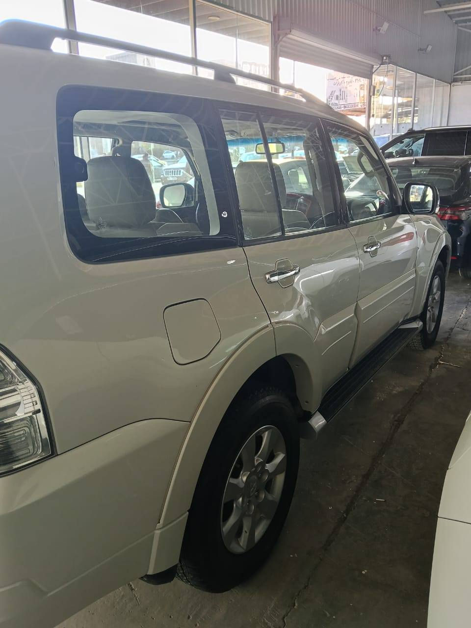 لجناية الباجيرو 
باجيرو  ٢٠١٥ حبتور ١/١ فووول مواصفات مكفولة جديدة 
الرقم بغداد 
غرفتها جديدة مال بيت ماشية ٩٤ حقيقي العنوان الفلوجة 
السعر ٢١٥٠٠$ بيها مجال بسيط تحويل مباشر بإسم المالك 
للإستفسار  
‏‪***********‬‏ 
بي واتساب
مكلف بالنشر
