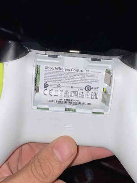 جويستك سيريس نظيفة  كلش بدون اي درفت او مشاكل
50 مع التوصيل  قفل
واتساب ***********
