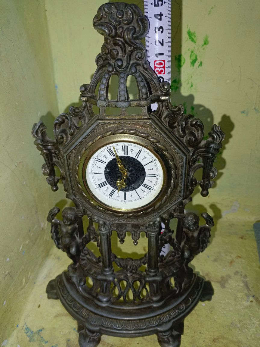 ساعه نحاس تشتغل نصب اثنينهم شغالات واحده صغيره واحده كبيره سعر الكبيره 85الف وسعر الصغيره 55الف يوجد توصيل


**إذا كنت صاحب هذا الإعلان وتريد حذفه لأي سبب، رجاءا أرسل رسالة إلى الدعم الفني**