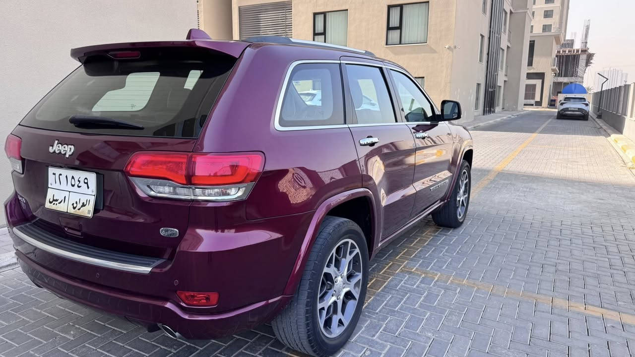 مواصفات
بانوراما 
بصمه
جكات
جلد قهوائي 
ذاكره خزن ميموري
رادار نقطه عمياء 
توقف ذاتي 
6 سلندر 
ويل كروم 20
دبل لكروز 
صندوق كهرباء 
السياره بيها بين البابين صبغ اثر شخط بدون دواخل بدون ايرباك رش فقط. 
رقم أربيل تحويل ثاني. يوم 
مكان السياره بغداد حي الحسين 
السياره ماشيه 93 كيلو
العسر 267
***********
