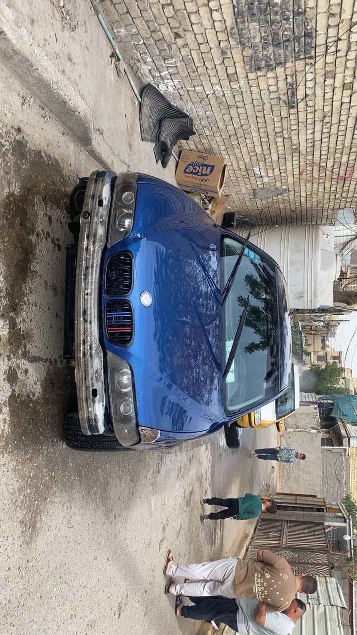 سلام عليكم  صقر البيع موديل 1996 ابيع علا هاي الوضعيه عارضه 57 وبيه مجال العنوان بغداد الامين الثانيه ***********
