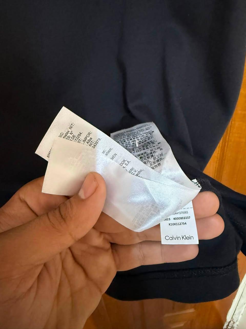 تشيرت كالفن كلاين 
قياسXL


**إذا كنت صاحب هذا الإعلان وتريد حذفه لأي سبب، رجاءا أرسل رسالة إلى الدعم الفني**