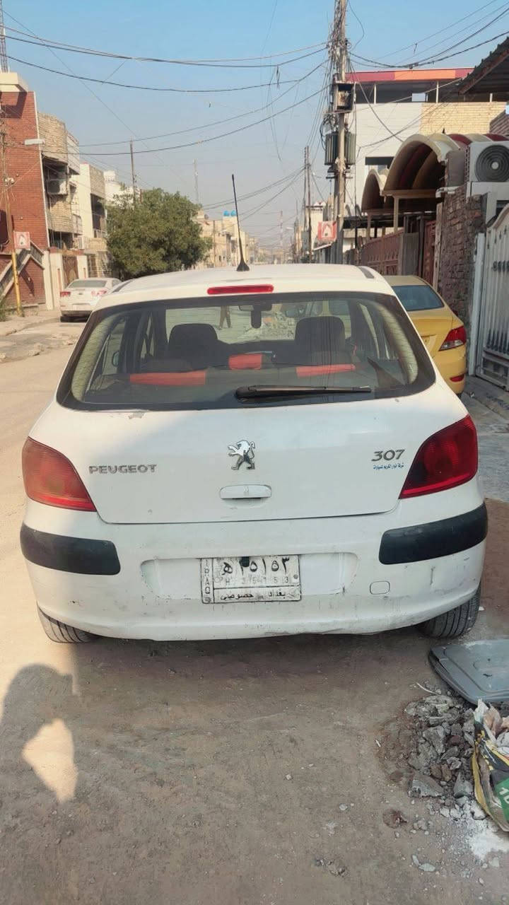 بيجو موديل ٢٠٠٥ للبيع  كير ومحرك بلاد شرط  كهربائيات كله شغاله صدر زين   بدون ضربه اكو تعديل بارد  فقط  شاشه سنتر قفل
سنويه ساقطة صار سنه شرط تحويل فقط
مكان سياره كركوك
للاستفسار *********** كركوك, العراق
