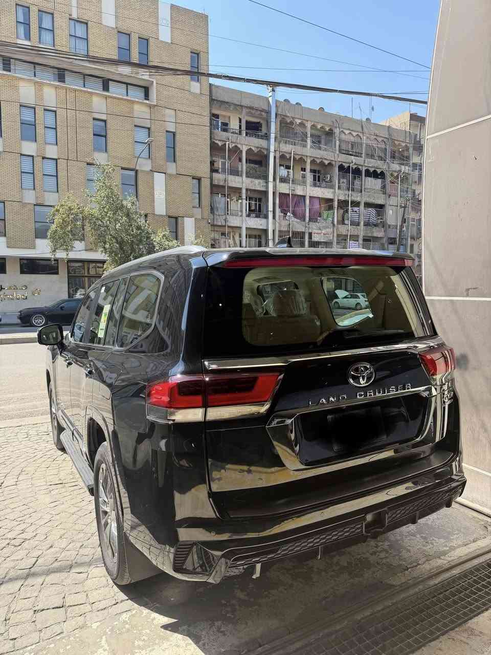 السلام عليكم
تيوتا لاندكروز GXR
 موديل 2025 زيرووو 
بسعر مناسب 
رقم بغداد 
العنوان بغداد الكراده  

للاستفسار ***********
