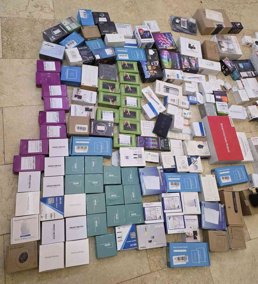 متوفر مجموعه مواد سمارت امازون للبيع كل الكميه 
خير من الله اصحاب الاختصاص تباع كل الكميه مابيع قطعه او عدد ابيع الكل شلعه  نقاط سمارت متنوعه كيلونات محركات ستائر جوزات وانواع اخرى يلي اصحاب الاختصاص و على باب الله يعرف قيمتهن استفـسار تواصل علـى الخاص تنويه بيع الكل


**إذا كنت صاحب هذا الإعلان وتريد حذفه لأي سبب، رجاءا أرسل رسالة إلى الدعم الفني**