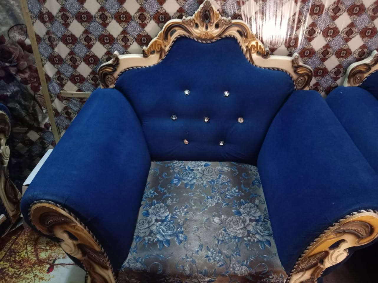 للبيع ✨
تخم مستعمل 🛋️ اخو جديد

عدد المقاعد: 9مقاعد

📍العنوان: المسيب

للتواصل والاستفسار خاص 📩


**إذا كنت صاحب هذا الإعلان وتريد حذفه لأي سبب، رجاءا أرسل رسالة إلى الدعم الفني**