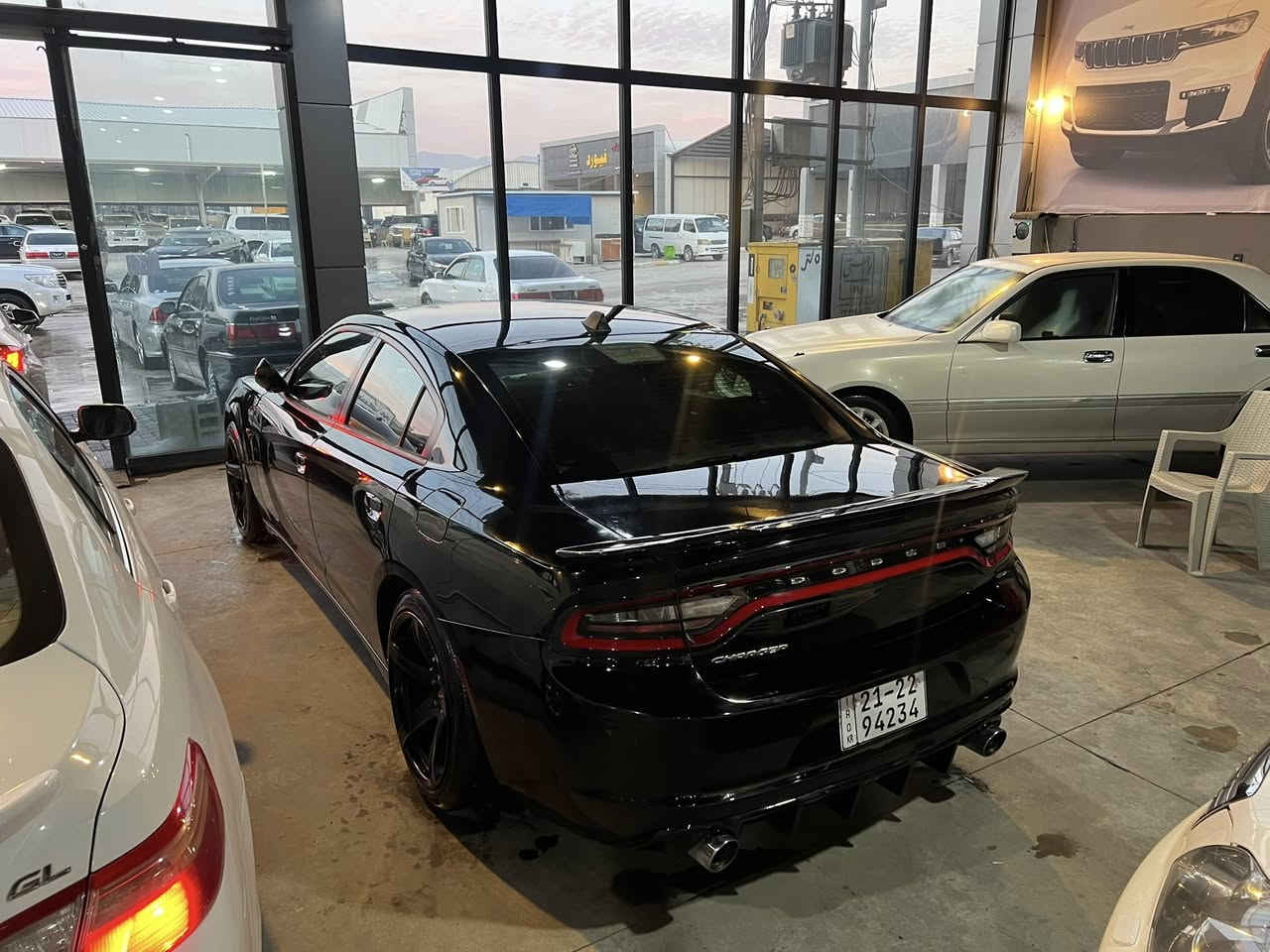 Dodge 2017
ساخە سەیارەکە
 ٦ بستۆن
علوج بێ ڕەقەمی دوبەی
لۆک لۆکە
پشت و پێشی کراوە بە SRT
تایە و ویلی هێڵکات
دو پارچە و پەڵەیەک بۆیاخ
سەیارەکە بێ شوخت و بێ چاڵ
بێ سارد
١١٧ گەڵا و معامەلەیەکی برایانە
***********
