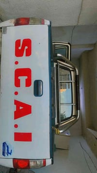 سكاي صيني موديل 2013 سيارة نضيفة وما بيها صبغ ولا حادث ولا اي ضرر  الع...