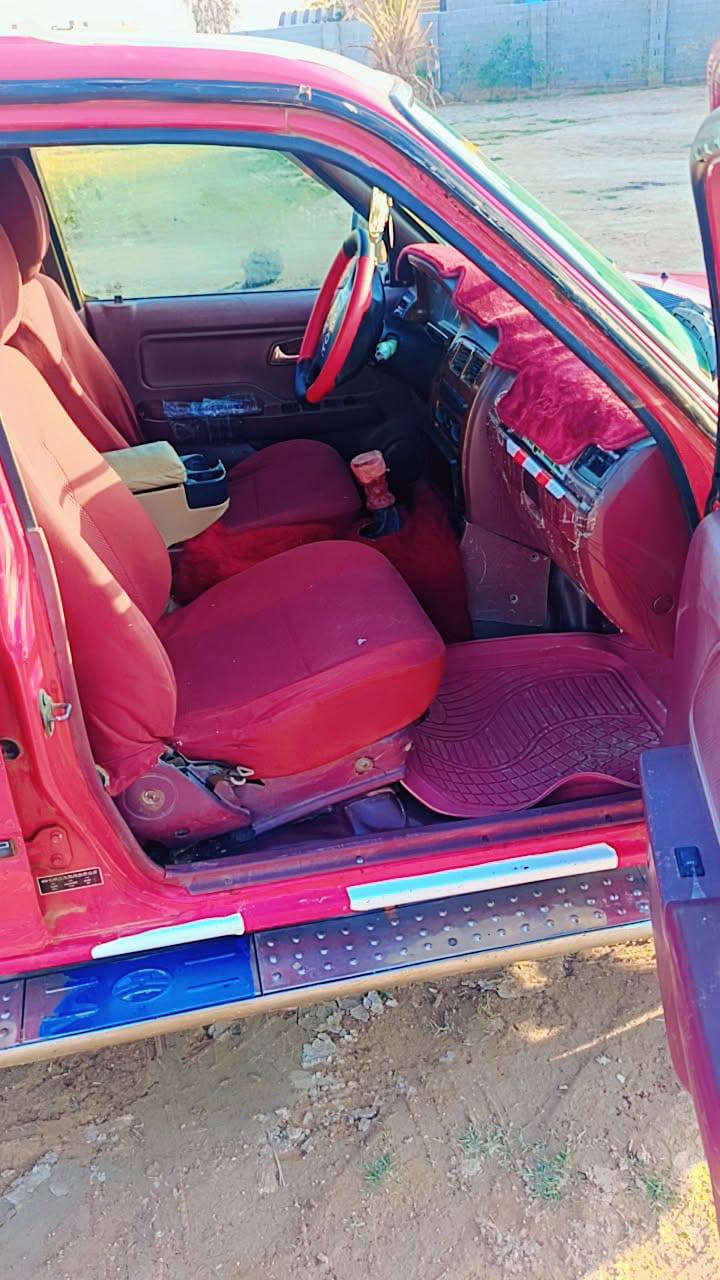 سلام عليكم بيكم دير للبيع مديل 2012
سياره بحاله جيده محرك كير 
حداديه  تبريد تتدفيه 
تخم تاير كهربائيّ كلها شغاله 
سنويه جديده رقم قادسيه 
مكان سياره نجف 
للستفسار اكثر   ***********📞
