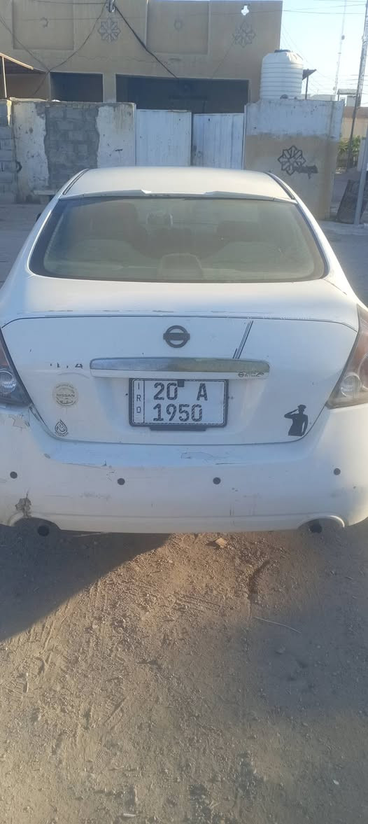 سياره نيسان اوكتما للبيع موديل ٢٠٨سنويه ٢٩باسمي مصبوغه عام مكينه كايمه السعر ٥٥بيه مجال الفلوس المكينه ***********هذارقمي
