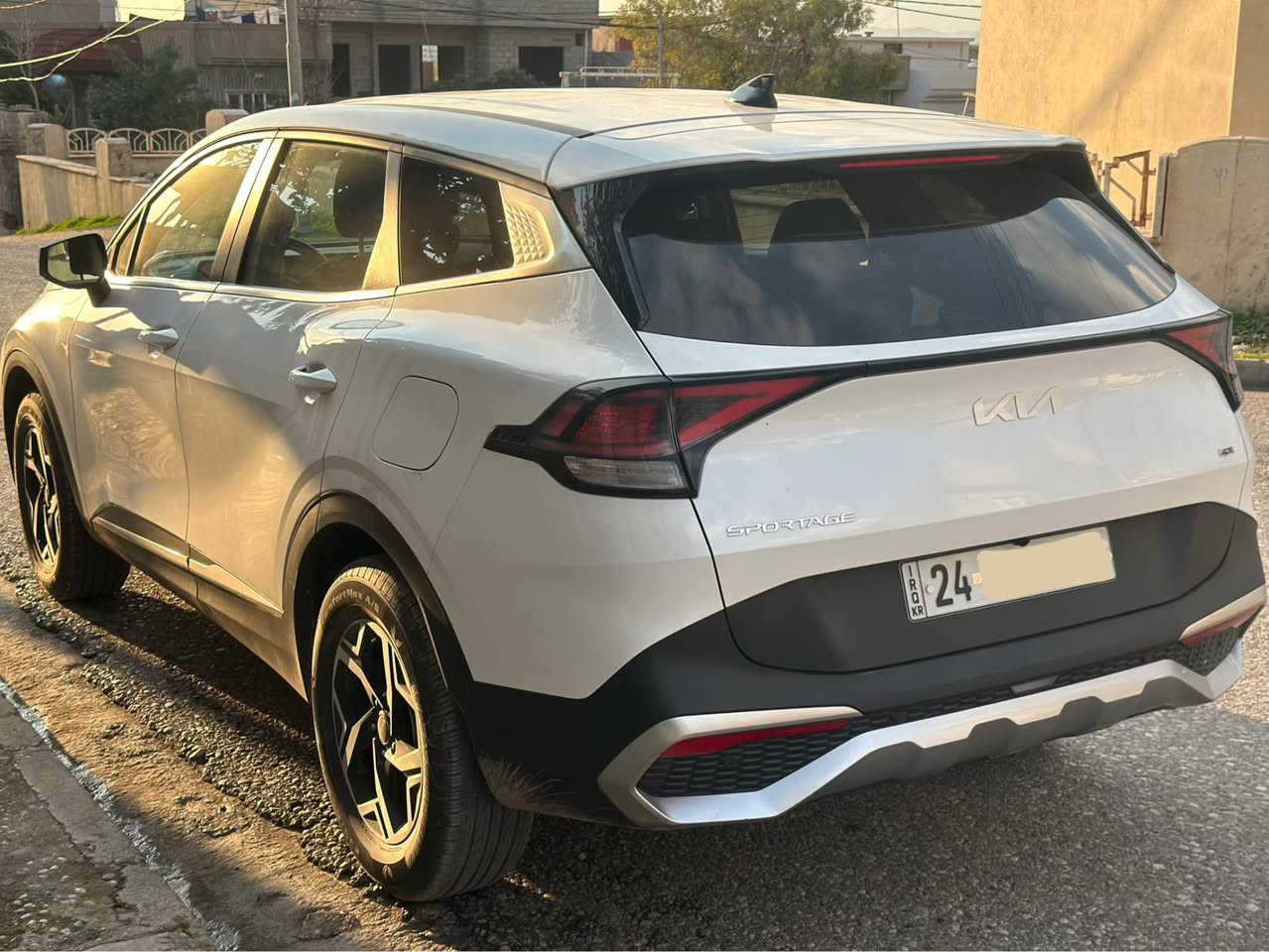kia sportage 2023 LT
کلین تایتل
دبل اکسل
mode drive - eco - normal - comfort - sporte - offrood - snow 
کشن هیتر
رادار و حساس 
سوکان تحکمات و تحدید سرعە
سیارە بدون صبخ 
بدون تعدیل
تخم تایرات جدید جدید
رقم و سنوی جدید بسمي
تحویل و وەکالە شرط نفس یوم
سعر 198$ مجال بصیت
عنوان عقرة
رقم شانصی موجود نشر
*********** اكر, نينوى
