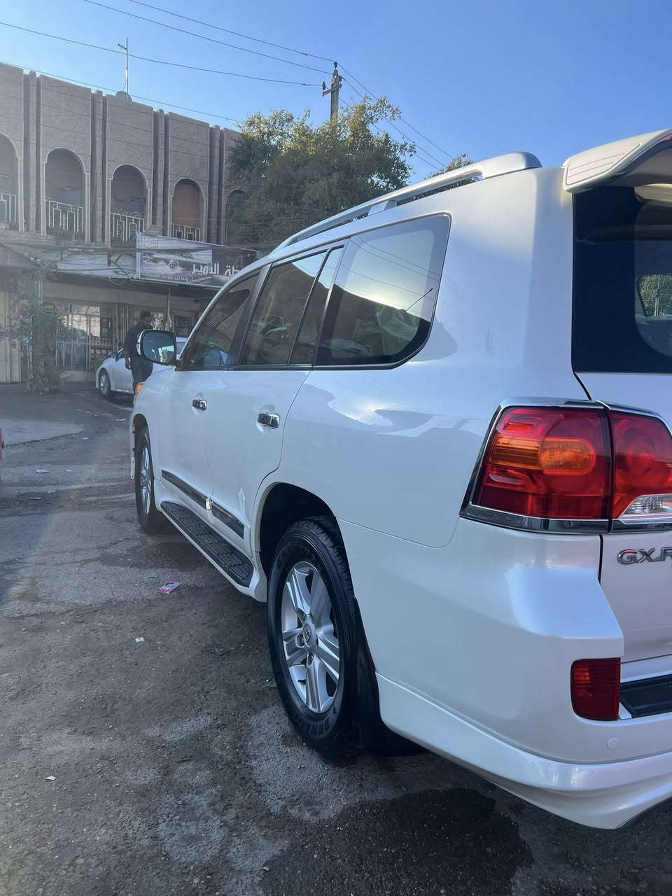 لاندكروزر 2015 مكفوله عد الدعامتين باسمي  ً.    ***********
