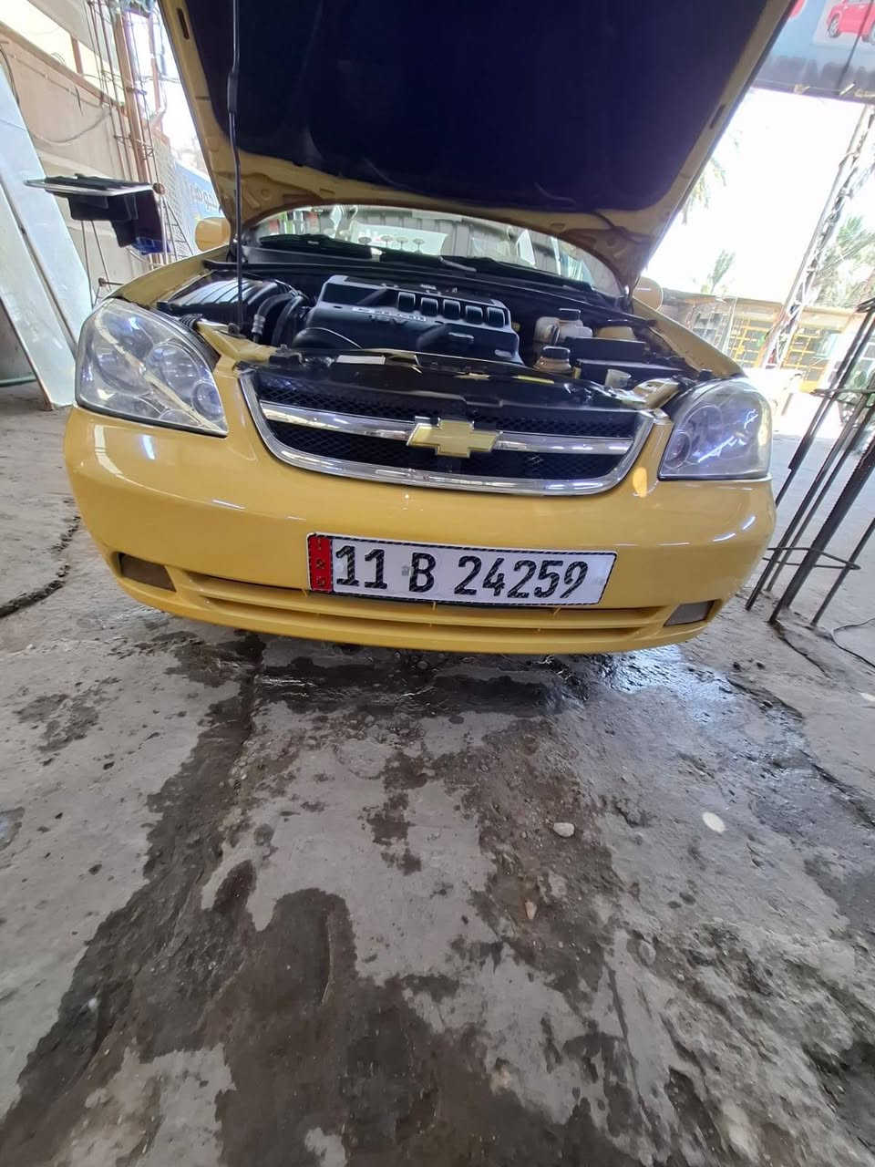 سياره وبتره مديل ١١نضيفه كهربياته حدديته تبريد تخم تاير دوشمه جديده شاه كمره رقم انكليزي بغداد بسمي كير ومحرك وكفاله ومصفره هيهى وغرامات سعر ***********
