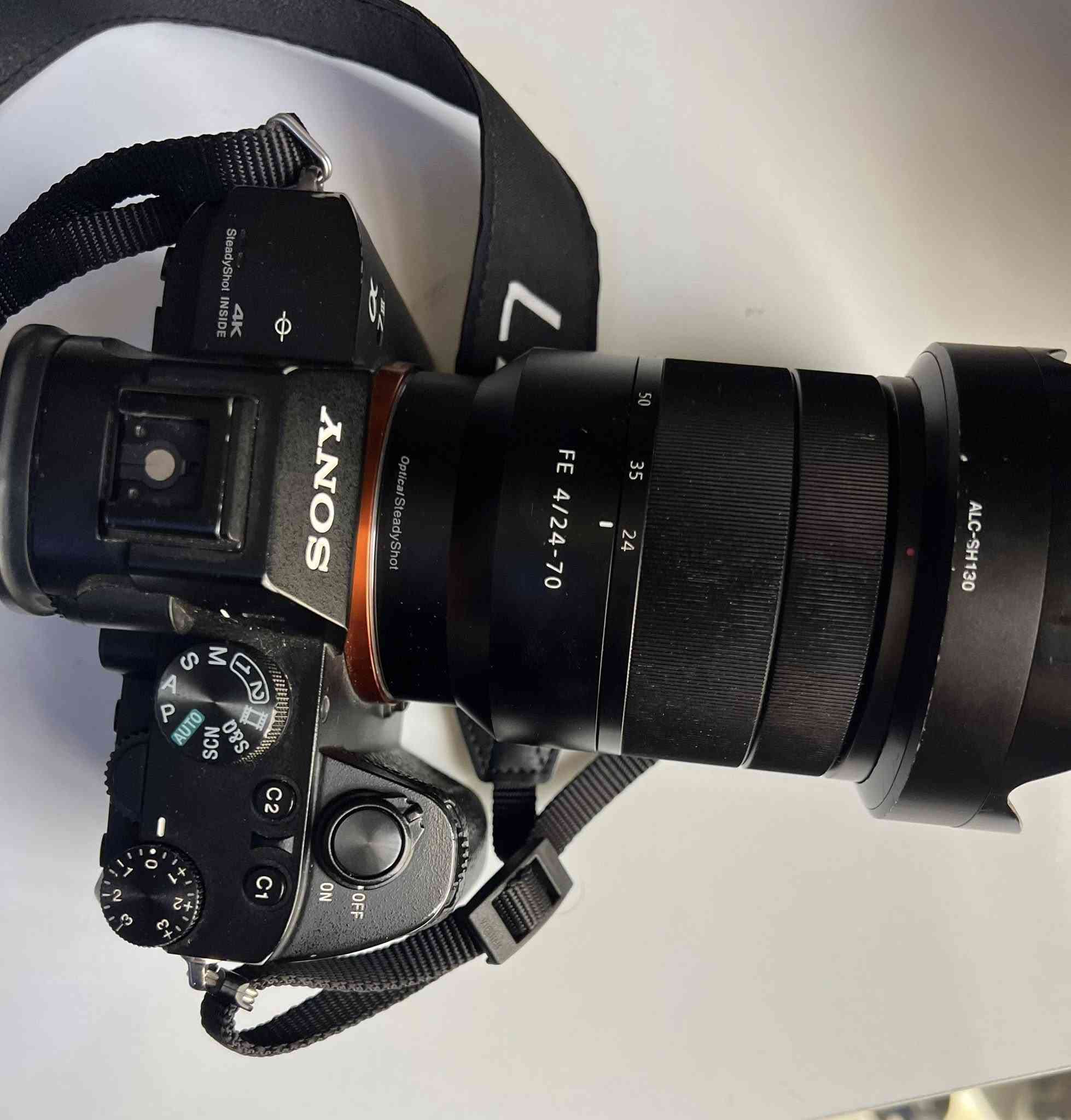 كامرا sony a7 iii
مع عدسة 70-24
للبيع بسعر مليون و600
***********

