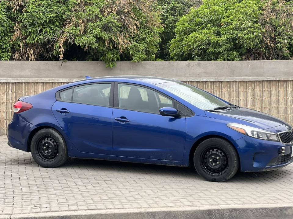 سلام عليكم
 فورتي للبيع موديل 2018 
وارد امريكي 
حادثهة جاملغ وصندوك بي رصعه ونصبغ
وليبل واحد بدون دواخل بدون ايرباك
مكينة 2000 دوش المرغوبة 
مكينة وكير خير من الله 
دهن مبدل جديد 
تخم تايرات جديد
باتري جديد 
صار شهر من بدلتهم 
رقم بغداد سنويه بـ اسمي تحويل ثاني يوم 

سعر 125 وبيها مجال بسيط حك الجية 
مكان بغداد/السيديه

***********6
