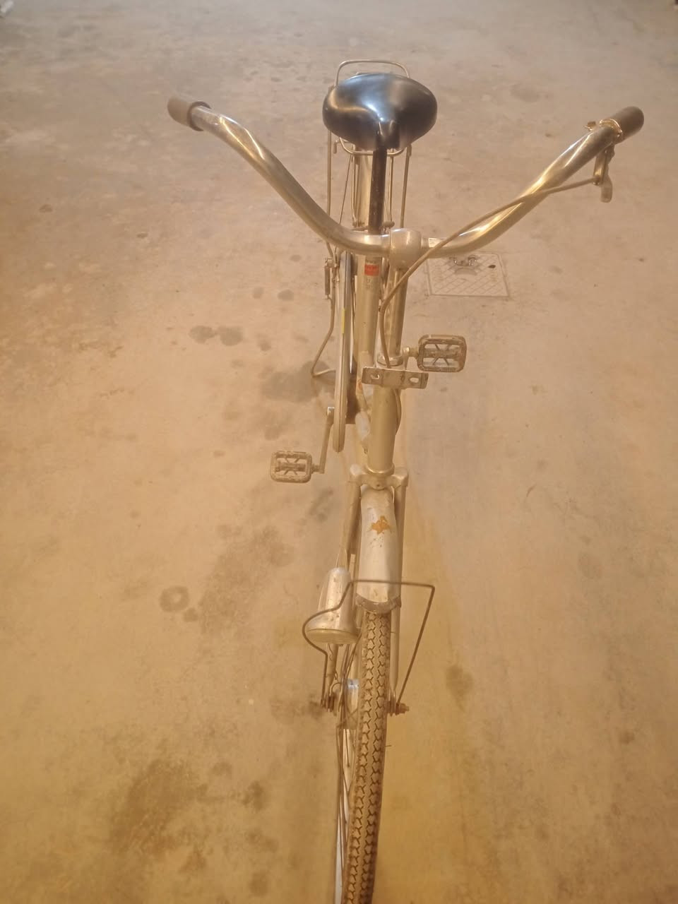 سلام عليكم
باسكل حجم 26 للبيع السعر 35 قفل
الرقم:***********
