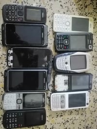 نوكيا ١٣ • شغالين • بدهم بطاريات