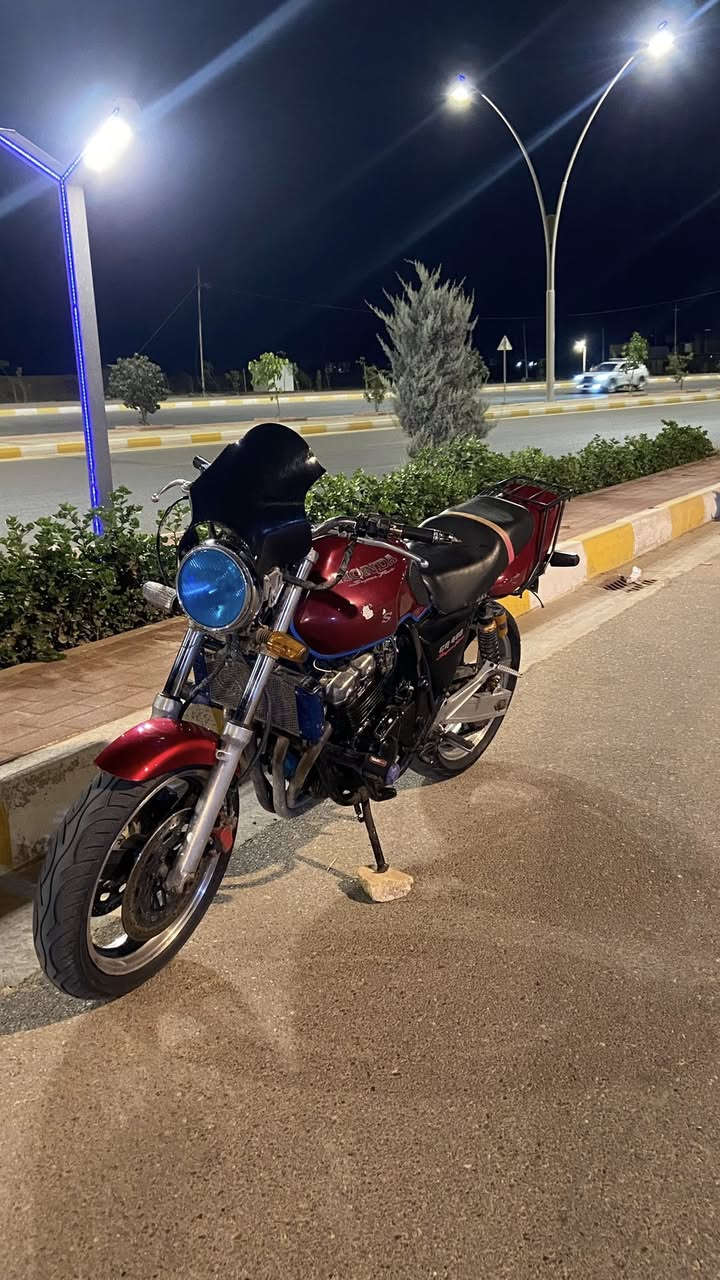 سلام عليكم
سيبي فور جيل اول 16 ولف✅

مكينه خرسه وناعمه معدل شرط 180 وتعبر  

بدون أوراق السعر 13مكاني الرمادي 

رقمي ‪786 832 8807‬ فقط واتساب 

موشراي لاتعبني
