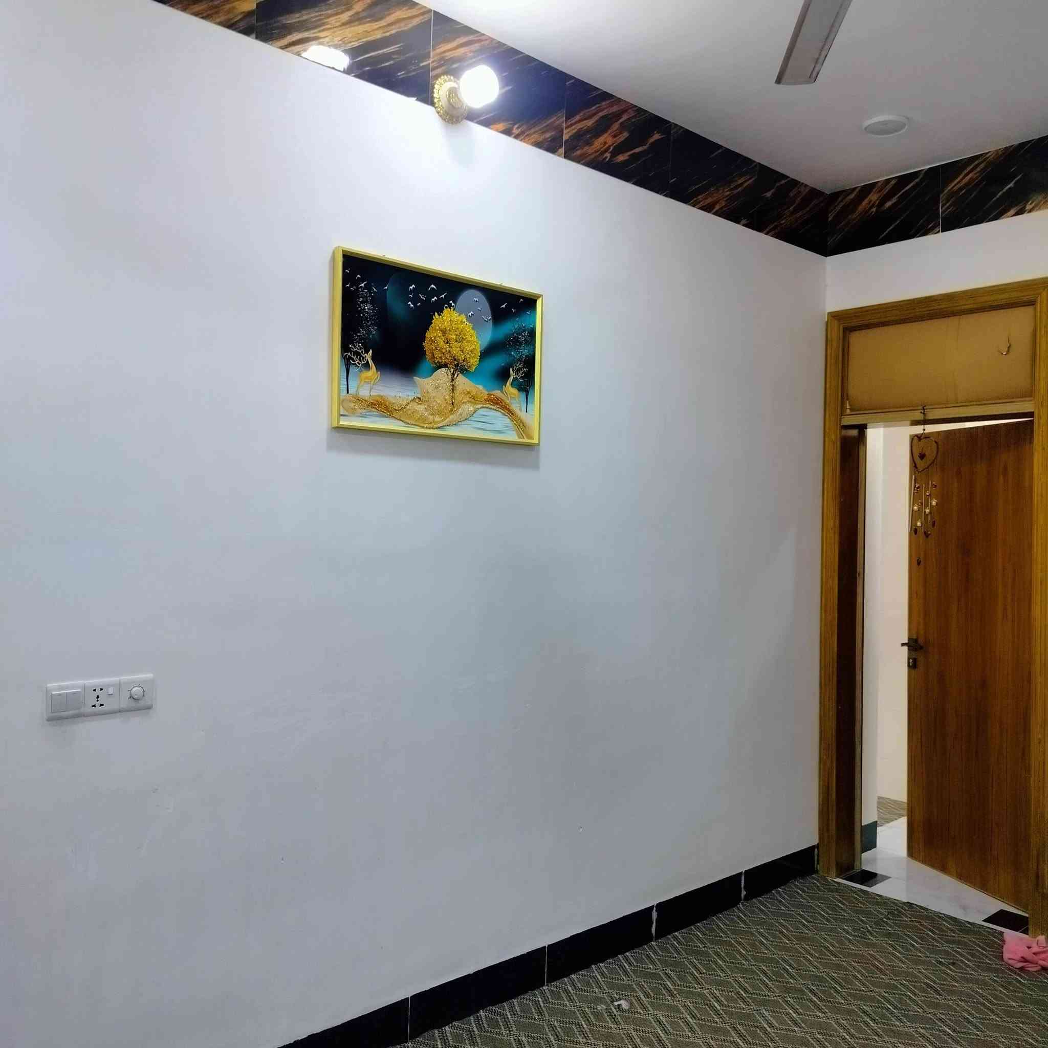 من رخصت المدير للبيع مشتمل شغل رقم واحد من كلشي موقع مميز مساحه 120 مجاري بي مال شارع حي ذويب الثاني شارع الحجر للاستفسار اكثر اتصل ***********
