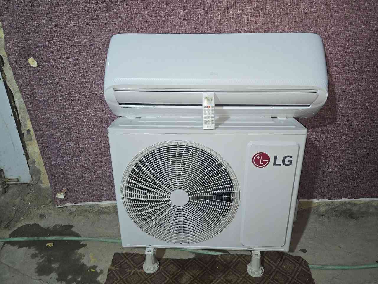 سبلت LG خوشناو طن ونص
مستخدم اقل من موسم اخو الجديد شرط الفحص 
كلشي بلاد *********** بصره 5 ميل
