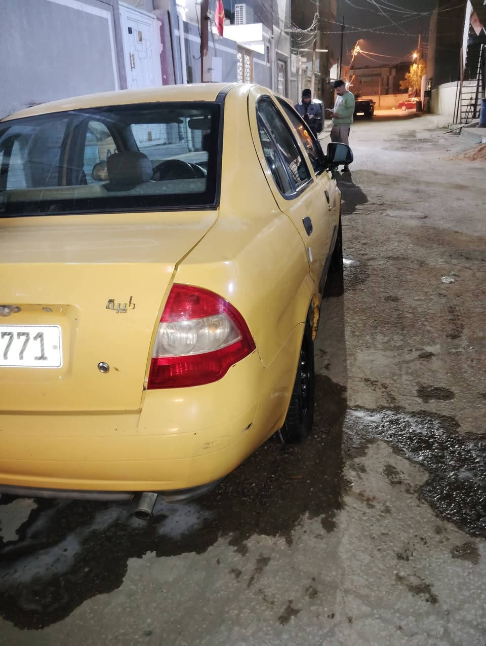 السلام عليكم سياره طيبه للبيع 2015 السياره جملغ امام مبدل والمكينه بيها خيط بخار سياره مكانها بابل رقمها بغداد  الاستفسار ***********
