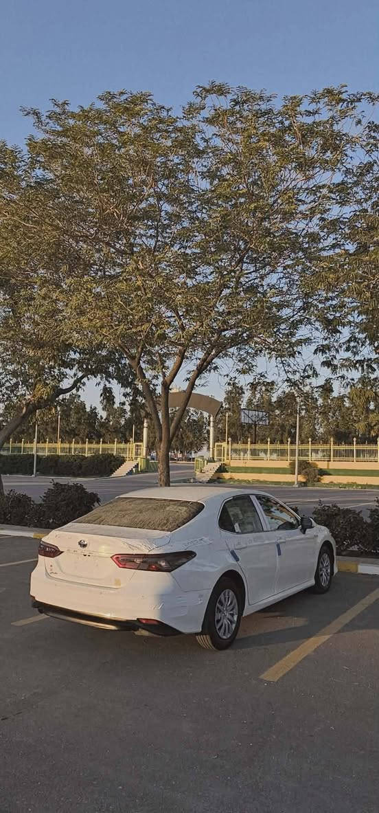 تكسي مطار
كامري 2022 السياره خليجيه
حادثه جاملغ فقط بدون دواخل
اللون ابيض الاصلي ومصبوغه نفس اللون بدون قماره 
سياره مكينه كير هايبرد كلن نضيفات 
رقم بغداد 
السعر  135 وبيه مجال جدا بسيط 
السياره كلش حلوه ونصبته 
مكاني بابل 
هـ ***********
