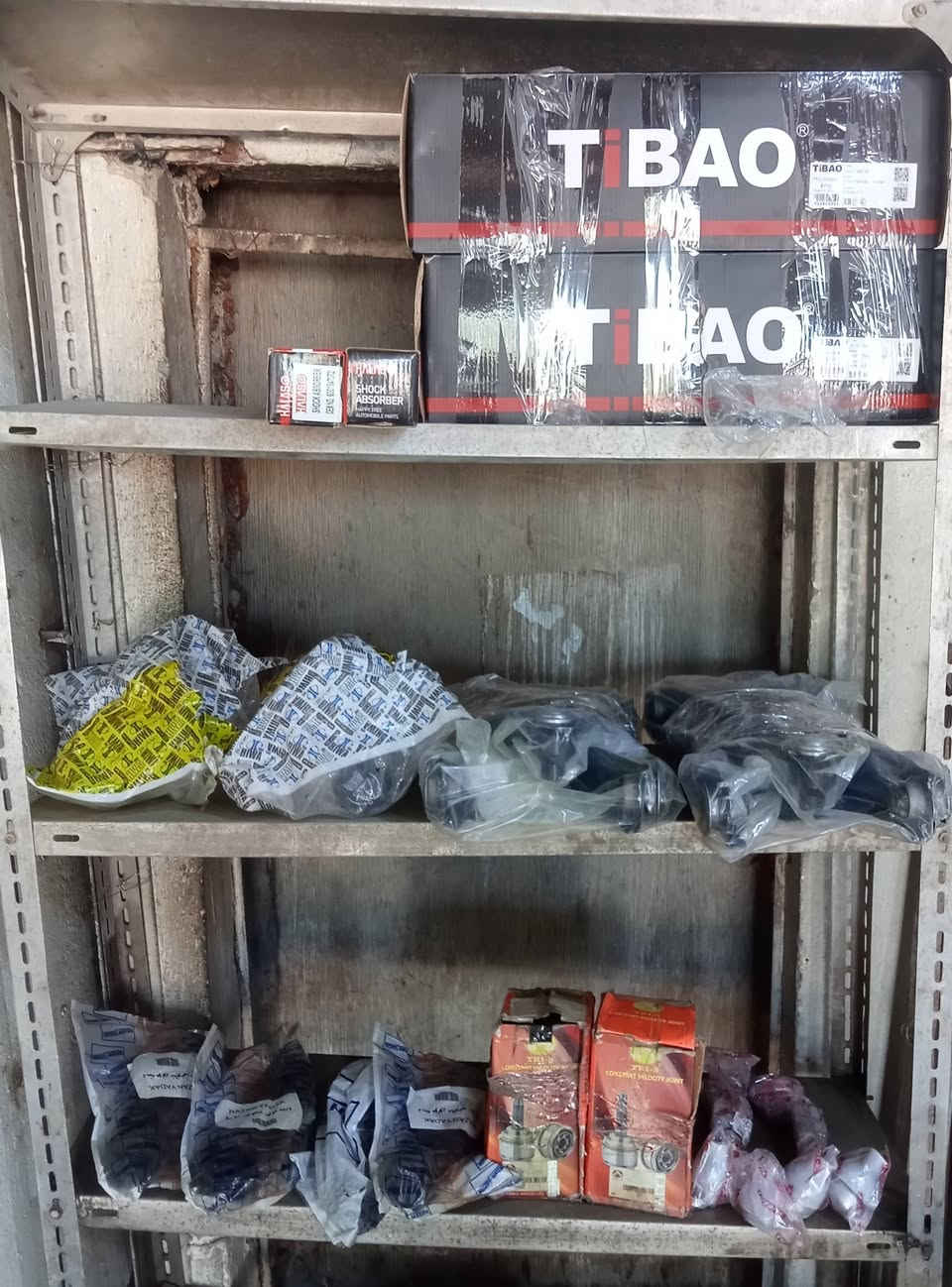 متاح
دوات احتياطيه رينو لوكان 
مكان بغداد مدينه الصدر شارع المخازن 
قرب مستشفى شهيد صدر 

تواصل واتساب ***********
