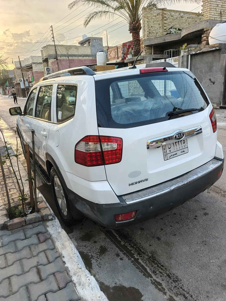سلام عليكم
كيا مهافي للبيع 
موديل 2014 رقم بغداد سياره كفاله عامه 
ماشيه 83 شركه الدوليه 
فتحه 
كشنات جلد
كشنات اماميه كهرباء
تحكم ستيرن
كروز سرعه
تو ويل
تخم تاير 
5 ويل كب
لايت زنون عام عالي ناصي
تخم تاير توني شاده
ادامه عامه كل نقص مابيها
السعر 165 وبيه مجال
الرقم/
***********
