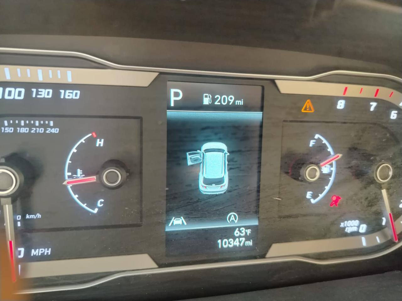 سلام عليكم توسان 23وارد امريكي حادثه باب مكفوله مكان بغداد با اسمي ما متواجد على الفيسالسعر 195وبيه مجال***********
