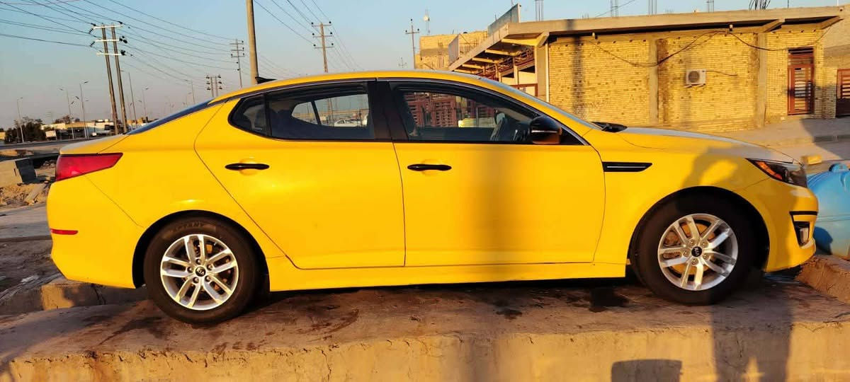 السلام عليكم اوبتما امريكي وارد كندي موديل ٢٠١٤ محرك ٢٤٠٠ جي دي اي رقم ديالى بأسمي تحويل مباشر حادثه باب الصدر تبديل بدون دواخل تخم تاير جديد حداديه جديده السعر ١٢٠ وبيهه مجال بسيط مكان السياره كوت مركز الاتصال ***********
