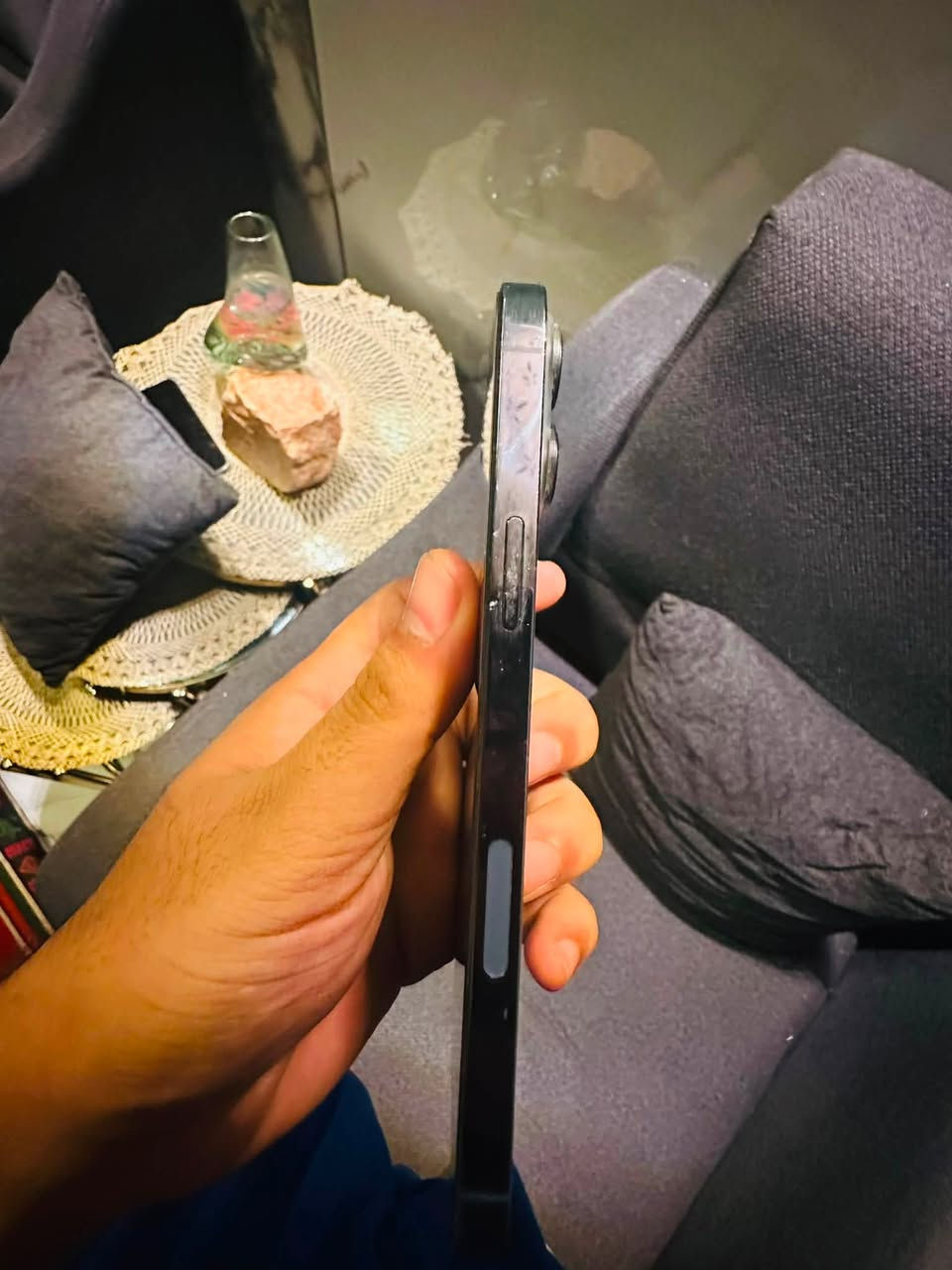 iPhone 13 Pro Max
اللون المميز البحـري 🩵
ذاكـرة 256 
بطاريه 77‎%‎

الجهـاز واكفه السماعه الداخليه وابد ما مفتوح ما بدلتها 
+ 
الجهاز منسي رمز الآيكلود مالته فا فرومات يرجع جديد بس بحسب استخدامي اله ومعلومات ما فرمتت 
————
الجهـاز سعره 650 وبي مجال بسيط للشراي 🤍.
مكـاني بغداد - البياع
*********** واتساب 📞
