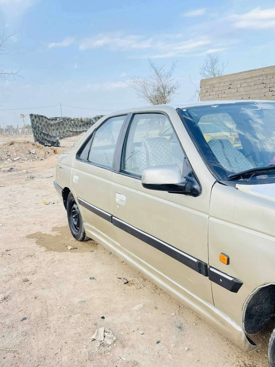 بيجو للبيع محرك ابيع كايم خاطر ما تفاشل وياك سياره كير حداديه نضيفات دواخل نضيفه كشر نضيفف رقم نجف  مكان نجف حي النداء***********
15 وبيه مجال
