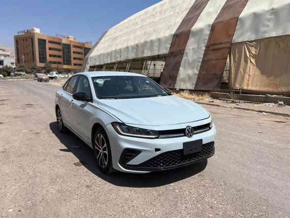 Jetta 2025 s sport
فولگسواگن جیتا ٢٠٢٥ بێ سبوخ بێ ایرباگ ٣ هزار مایل رویە بەرد رادار بیلاد بدون صبخ 
***********
*********** اكر

