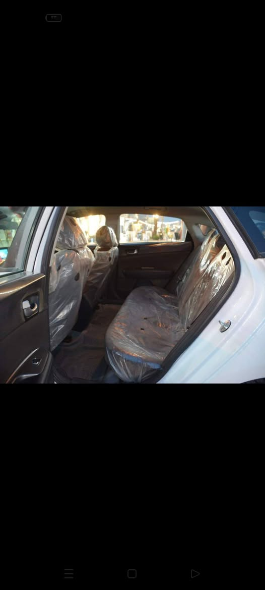 السلام عليكم سياره كيا اوبتيما موديل 20 السياره وارد امريكي معوقين بعد سنه وصير حره ماشيه ٣٥ مواصفات عاديه الحادث مثل ما موضح بل صوره رقمها بغداد
(السعر ١٤٥)وبيها مجال الرقم ***********
