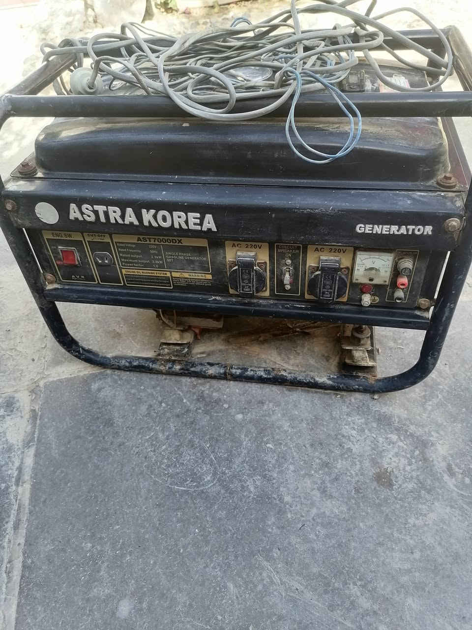 للبيع
براميل عدد ثنين مستعملات مفتوحات للبناء والعمل

مولد استرا كوري شغاله مابيهه كل عيب مابيهه  ١٢ امبير، 

ظفيرة خطين جديدة الطول ٥٠ متر في ٣٥ ملم

اقفاص مكيفات عدد ٢
سوق الشيوخ


**إذا كنت صاحب هذا الإعلان وتريد حذفه لأي سبب، رجاءا أرسل رسالة إلى الدعم الفني**