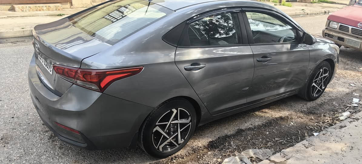 السلام عليكم سياره هونداي اكسنت
موديل 2019
مكينه 16
كير اي تي
ماشيه 120
ضرر امريكا بوند
+باب النفر الامامي
وباب الورا السايق ربعو مصبوغ
يعني 3 قطع صبغ
السعر 120
والشراي بيها مجال السياره جاهزه 
للاستفسار عالرقم
***********
