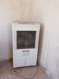 مبرده للبيع مستعمله شي قليل 07809834567