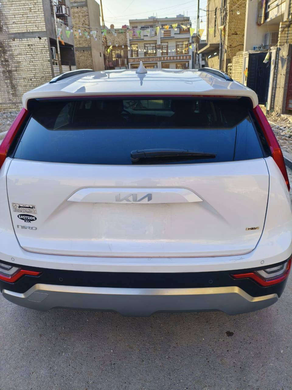 للبيع كيا نيرو اعلى فئة
الموديل:- 2024
اللون ابيض 
حادثها فقط بداية البنيد بدون ايرباكات
المواصفات:- 
بصمة
فتحة
رادار ( امامي - جانبي - خلفي )
قيادة ذاتية + تحديد مسار
المقاعد الامامية ( كهربائية + تدفئة + تبريد )
المقاعد الخلفية تدفئة
انارة داخلية
شحن لاسلكي
أوتو هولد
بعد اهواي بيها مواصفات

رقم بغداد بأسمي دخول جديد إلى العراق 
السعر 180 ورقة  فقط 
موقع السيارة بغداد الغزالية
***********
