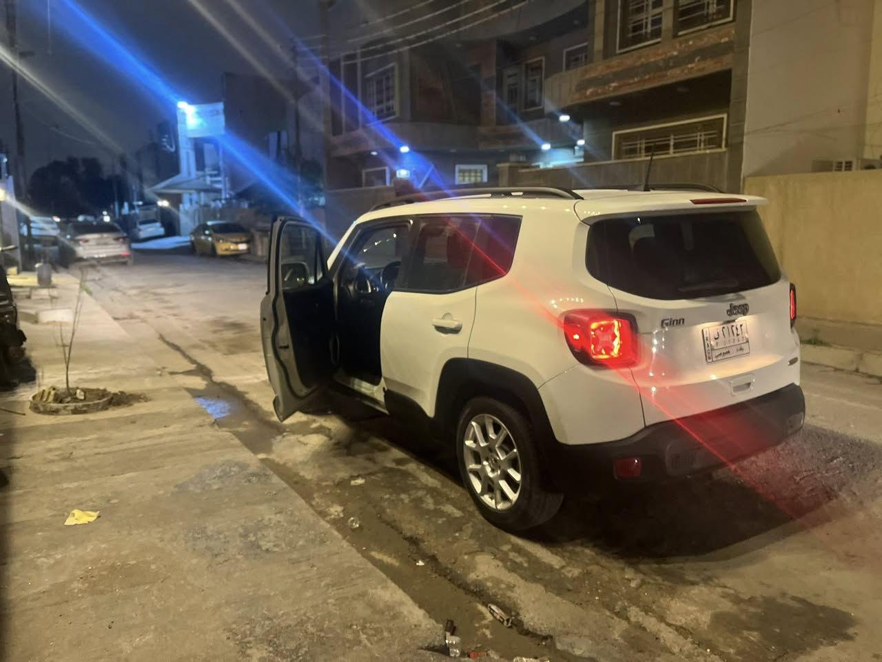 السلام عليكم جيب رنكييد لون ابيض موديل ٢٠١٩ للبيع رقم بغداد مكينه كير تخم تاير باتري مكفول 
تحويل ثاني يوم 
مكانها بغداد 
سعرها ١٠٤ 
للتواصل ***********
