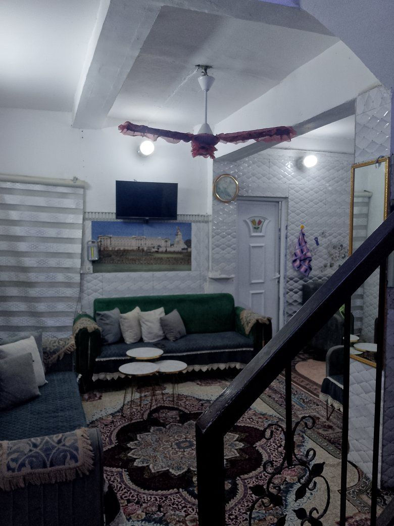 بيت لبيع مساحة ١٠٠ متر طابقين طابو صرف واجهي , ٦ العنوان النعيرية يم الملجاء رقم الموبايل ***********
