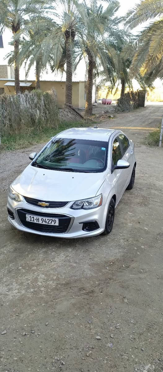 سلام عليكم 
للبيع شوفرليت سونك
موديل2018 وارد امريكي
الشكل الجديد🆕 
حادت جاملغ وبنيد و بيه قطعه صبغ اضافيه اثر جراد
كير مكينه كفاله مكينه 1800 تفس طبيعي ترايه يخبل ماشالله صاروخ🚀 ونسه صرف البانزين تبريد ثلج❄
صدر امامي خلفي جدد
مري كهرباء شاشه كار بلي
كامره خلفيه دواره
دواخل جلد لونين احمر واسود
باتري جديد دوشمه ارضيه وكشنات كامله بل خير 
السياره حلوه وخير من الله سياره جديد 
سعر 94 وبيه مجال بسيط
عنوان بغداد  ... اليوسفيه ناحية القصر الاوسط 
وهذه رقمي ***********
