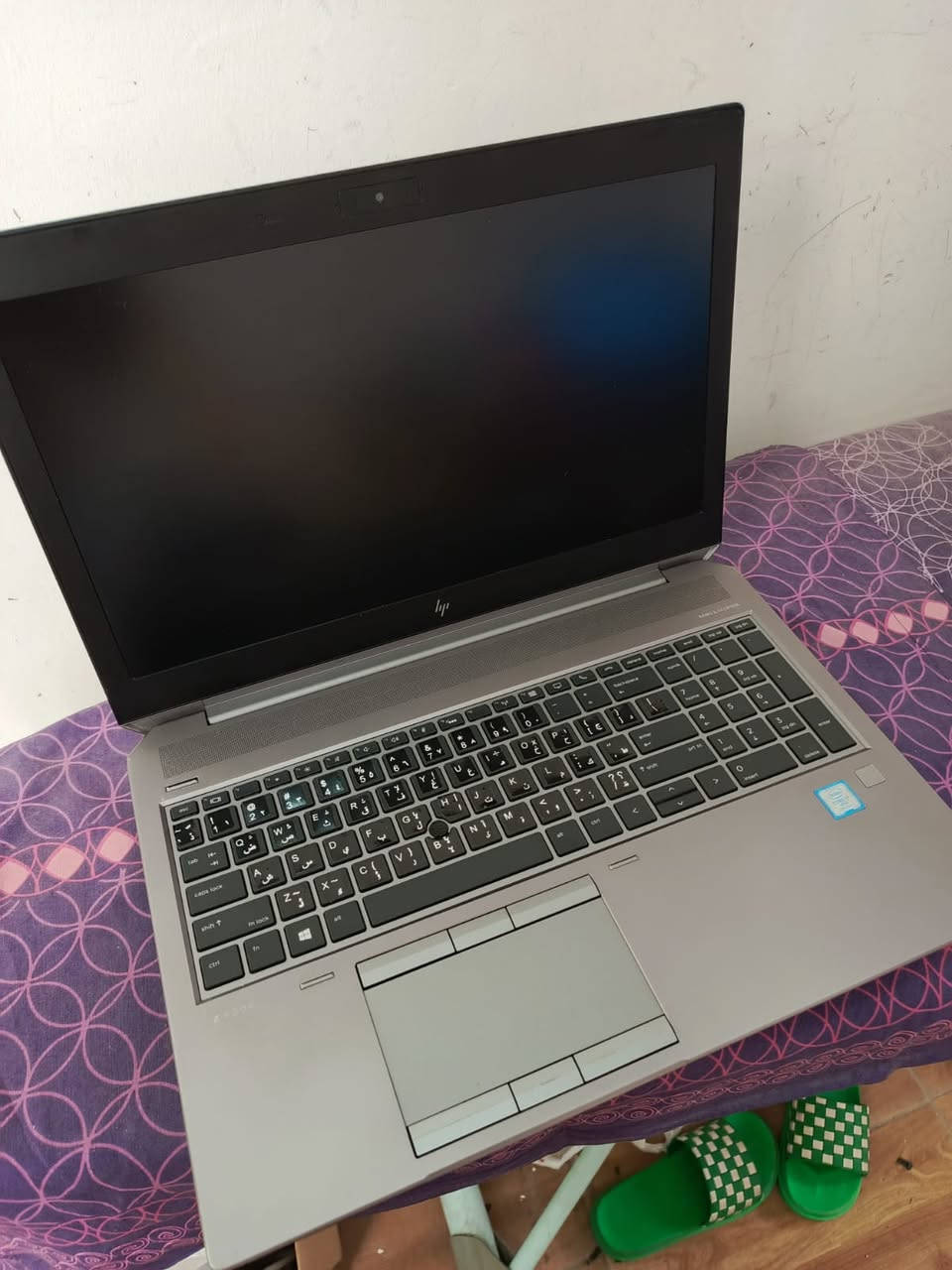 السلام عليكم اخوان يوجد لابتوب HP ZBOOK 15 G5 WORKSTATION صناعة مخصصة للبرامج الهندسية والكرافيك والالعاب  المواصفات:-
- المعالج COR I7 السريع جدا فئة H (من الجيل الثامن )(12 مسار)
- مع كارتين  للشاشة :-
- متصل Intel® UHD Graphics P630
-منفصل  NVIDIA® Quadro® P1000 (4 GB GDDR5 dedicated)
- شاشة  15.6" diagonal FHD IPS eDP anti-glare LED-backlit with ambient light sensor (1920 x 1080)
- الهارد 512 GB M.2 PCIe® NVMe™ SSD SAMSUNGو ممكن اضافة هارد ين اخرى  .
- ا32 GB DDR4-2666 SDRAM (2 x 16 GB) وممكن اضافة 32  كيكا اخرى لوجود 2 سلوتات اضافية
- - CAM -BT -HDMI ....- الخ
- كيبورد ضوئي
- الباتري الاصلي ممتازة والشاحنة الاصلية(150 واط) مع حقيبة وماوس وايرليس
- تشغل برامج Adobe Premier Pro, Revit, SolidWorks and AutoCAD software sold separately.
- البرامج الهندسية  المنصبة (اتوكاد AutoCAD 2022) (SKATCHUP2019)(MATTLAB)
اللابتوب نظافة 85-90% استعمال مكتب هندسي ...... ويندوز 11 نظام64 بت وبرامج والعاب ويفيد للدرلسات الهندسية  لان سريع ووحش بالاداء .
سعر المطلوب 500 الف دينار وشكرا ***********واتس ايضا
...
