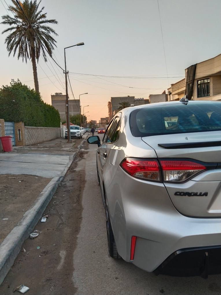 السلام عليكم مرخص مدير الاكروب المحترم
كورلا 2023 SE  
موصفات /
(فول •• الفول / SE )
بصمه  
نظام ترحيب 
 1. ماشيه /10 آلاف 
 ماشي امريكا 
2.رادار امامي
3.رادار خلفي
4.رادار جانبي
5.تحديد مسار
6.سايد بريك بصمه
7.تبريد بيانو
8.ثلاث وضعيات قياده
9.تحديد مسار 
10.نقاط عمياء
11.كامره دواره
12.اوتو هولد
13.صندوق ذكي
14.فول تحكم ستيرن 
15.سياقه ذاتيه
16.فتحه سقف /بانورما 
17.تدفئه كشنات 
18.لد نهاري ليلي 
19.لد دشبول 
20.لد ابواب امامي خلفي
21.اشاير بالمري
22. مخرج يو اس بي
23.شحن لاسنكي
24. حساسات امامي 
25.حساسات خلفي  
26.البجم كبس 
27. المحرك 1800 + هايبرد 
    (( ملاحظات ))
السياره وارد امريكي بيها جنطه مبدله وجلمغين صبغ  وبارد 
والسونار موجود بيها 
السياره رقمها بغداد انكليزي هزه جديده 
السعر 163 وبيها مجال بسيط 
العنوان بغداد الغدير قرب ساحه ميسلون 
رقم الهاتف ***********
اتصل او واتساب بغداد, العراق
