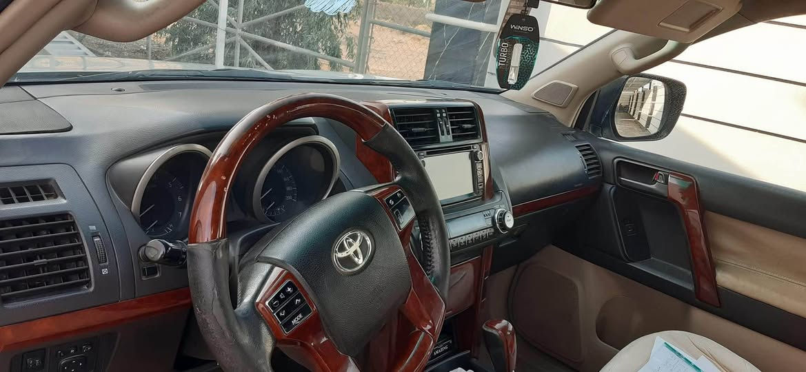 برادو 2010  محرك 2700 مكفوله عدا جاملغ مبدل مؤسسة نفس اللون بدون دواخل .. دشبول وبيبان صاج  السعر22 $ *********** بغداد, العراق
